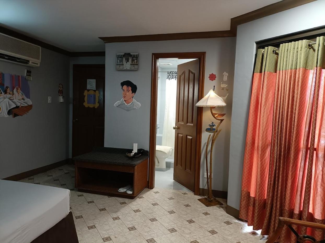 The Golden Pine Hotel Baguio City Exterior photo